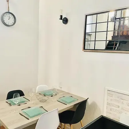 아파트 3 Personnes Hyper Centre - Wifi - Parking Prive 르망
